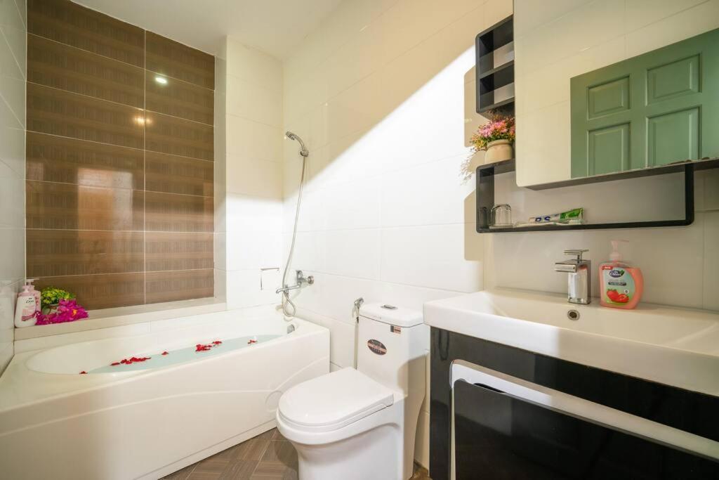 Holiday home Freepickup 5minwalk To Beach, 4 Ensuite King Brs